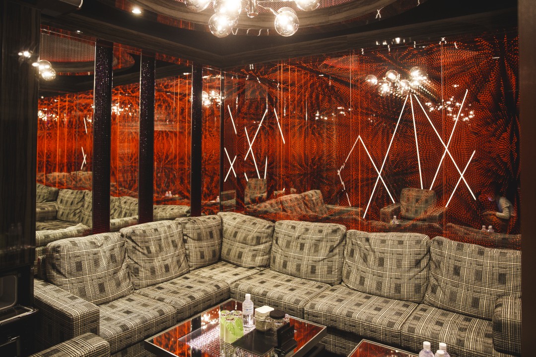 VIP ROOM4