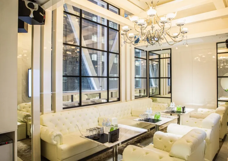 VIP ROOM1