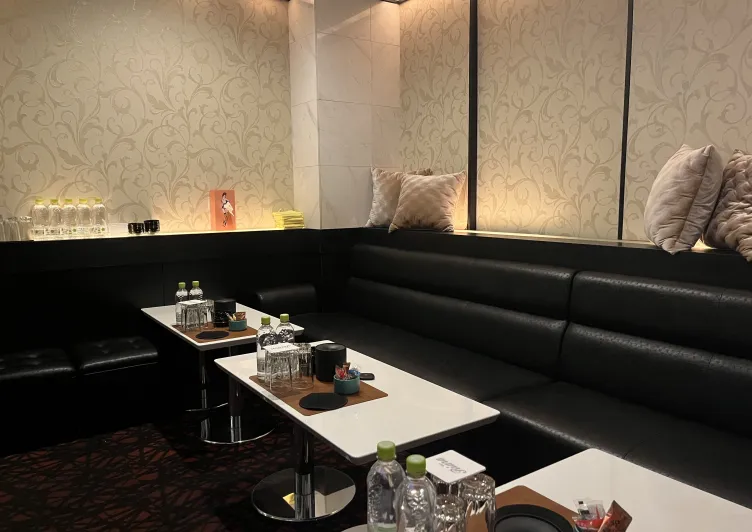 VIP ROOM２