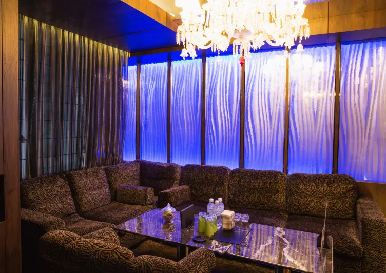 VIP ROOM1