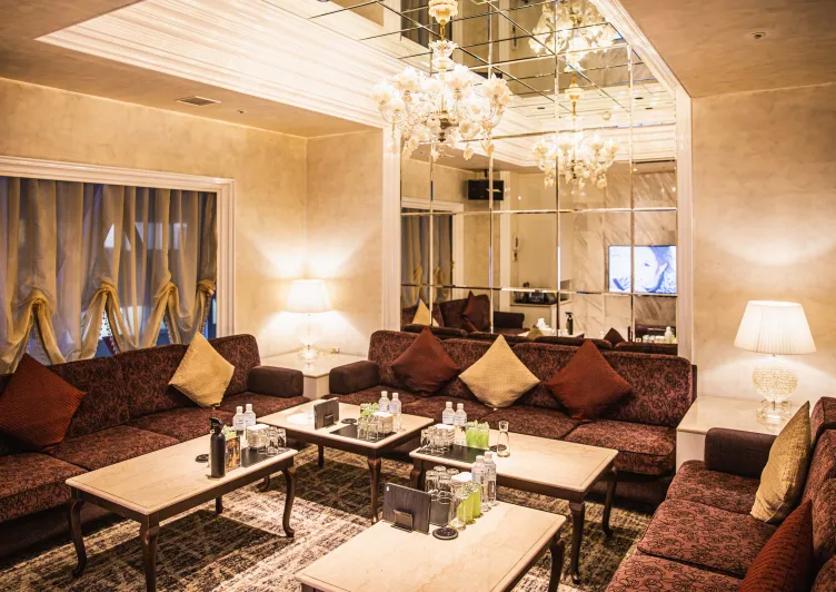 VIP ROOM2